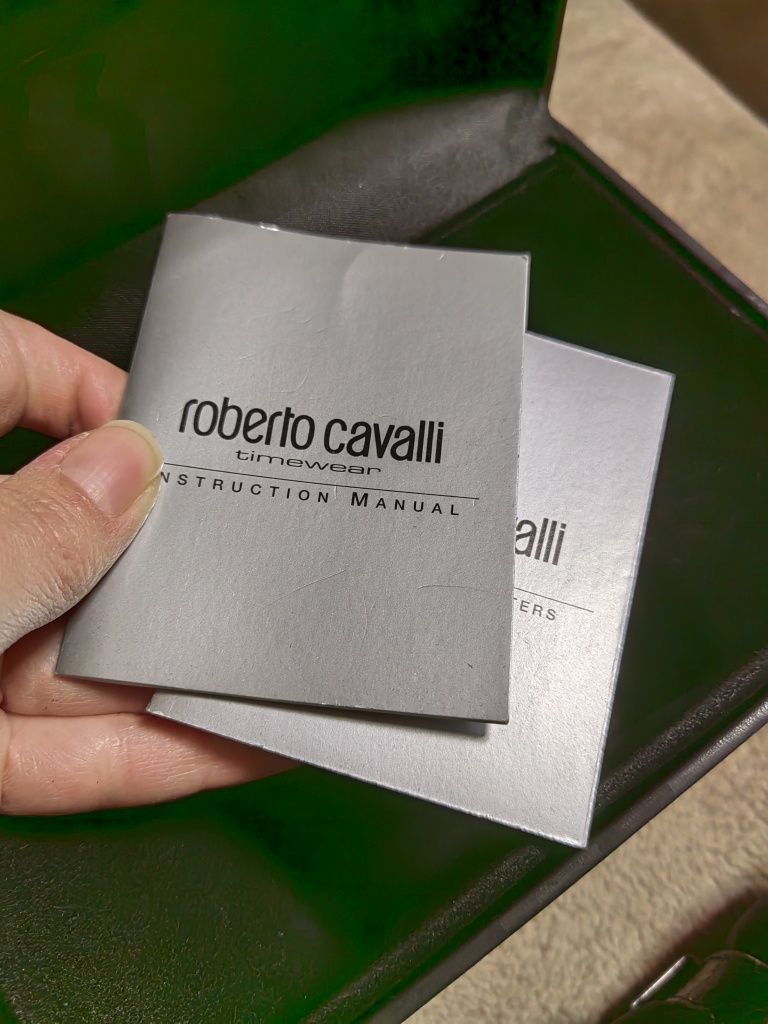 Оригинален часовник Roberto Cavalli