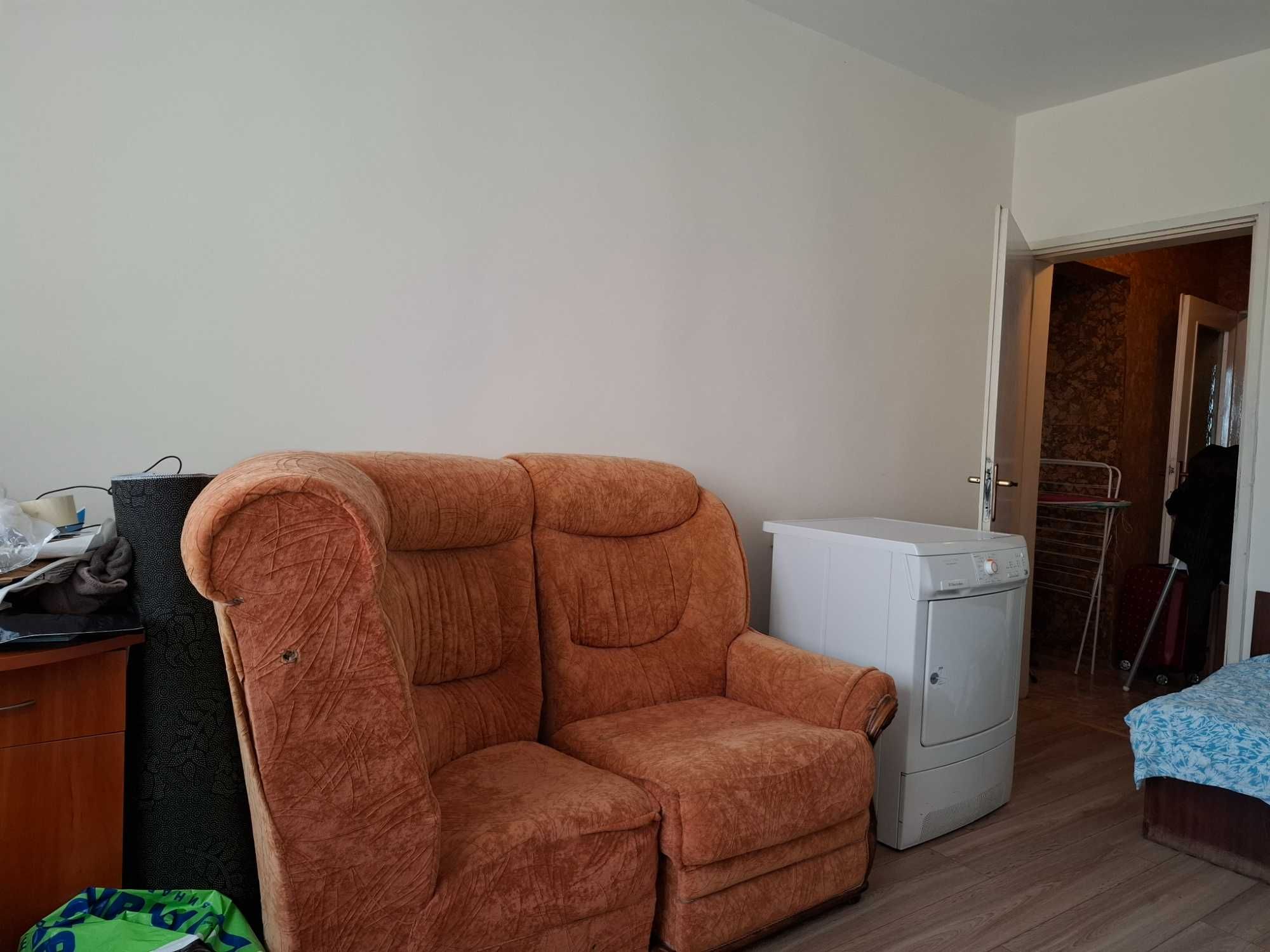 4-стаен апартамент София Дружба 2/ 4-room apartment  Sofia Bulgaria