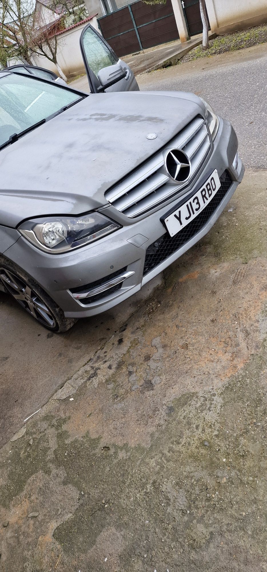 Bara fata Mercedes w204 AMG facelift  Mercedes c class AMG