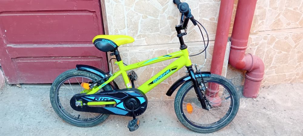 Bicicleta copii de la 3 pana la 5-6 ani cu roți ajutatoare