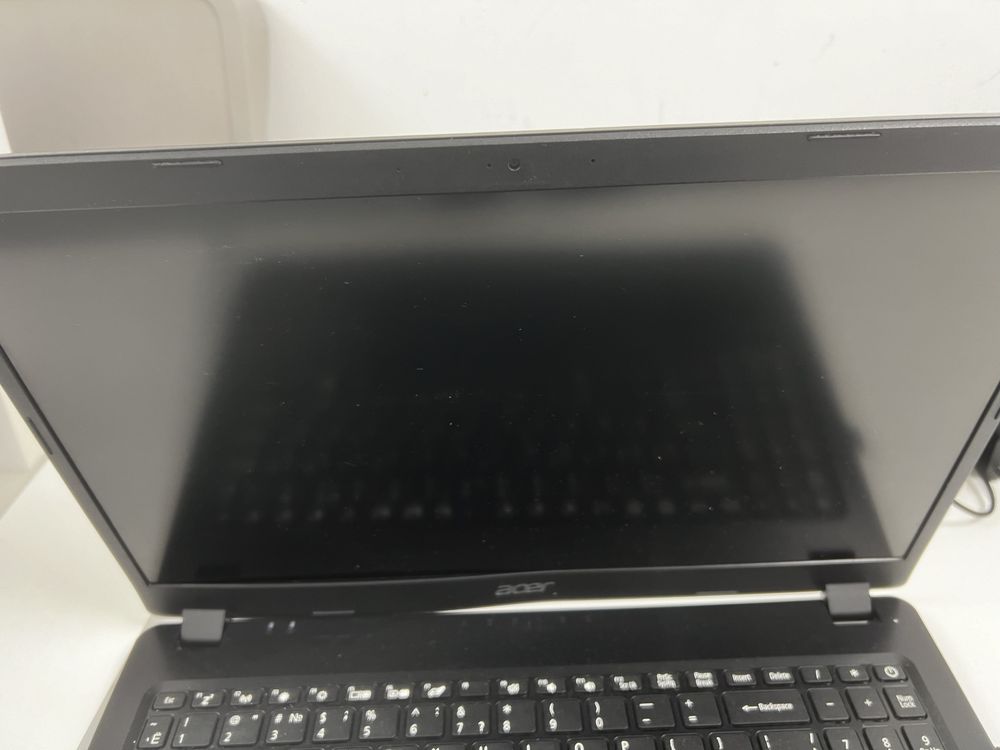 Ноутбук Acer core 3-7