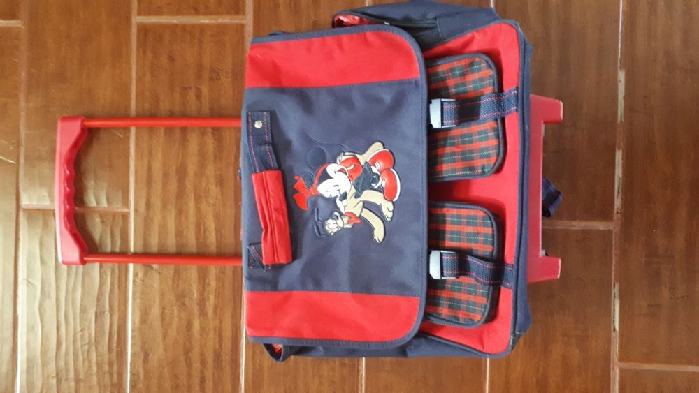 Ghiozdan troler în stare foarte bună