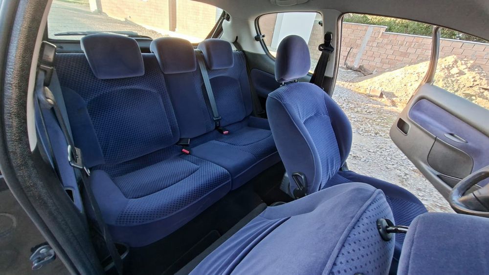 De vânzare Peugeot 206 – Mașină economică și fiabilă!