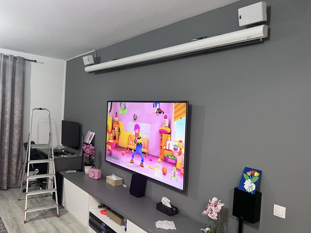 Ecran proiectie Elite Screens diagonala 120 inch - 300 cm