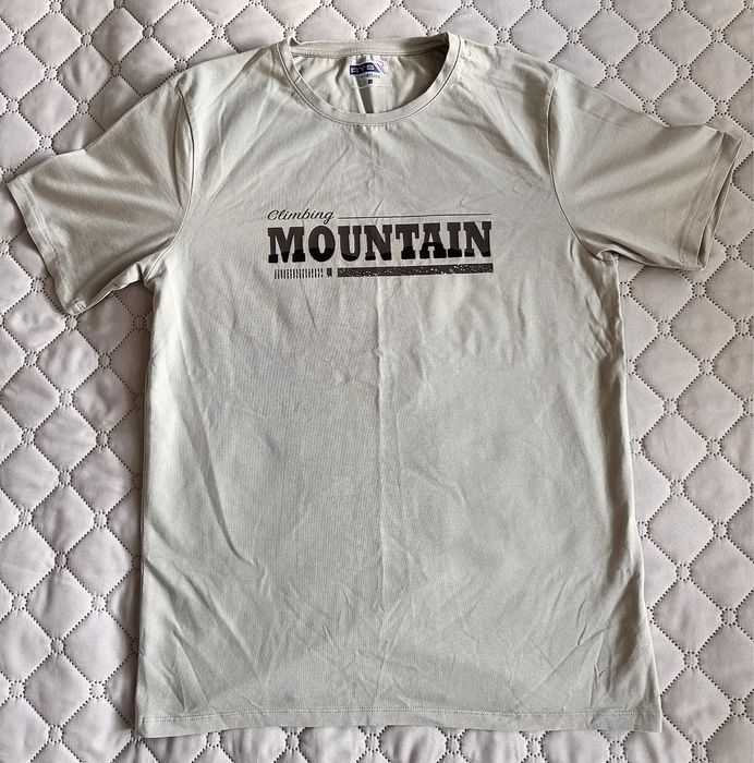 Нова тениска Climbing Mountain