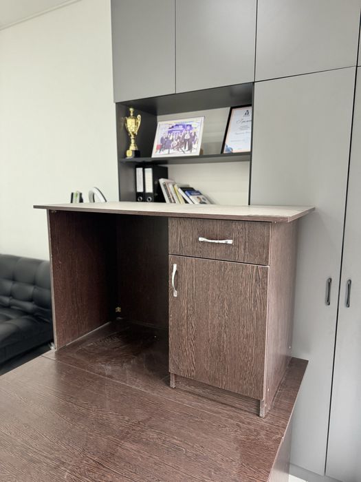 Продаю парту в г. Атырау