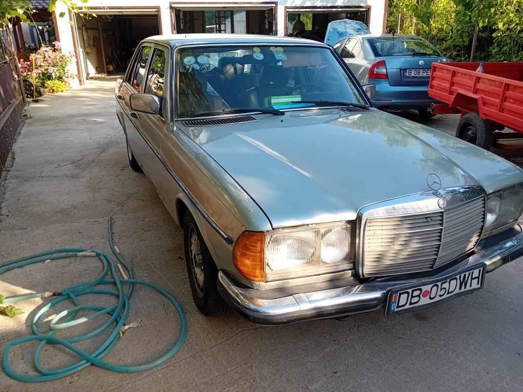 Mercedes w123 200 D