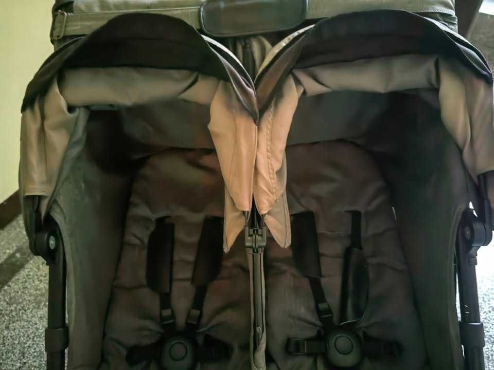 Mountain Buggy Количка Duet Luxury