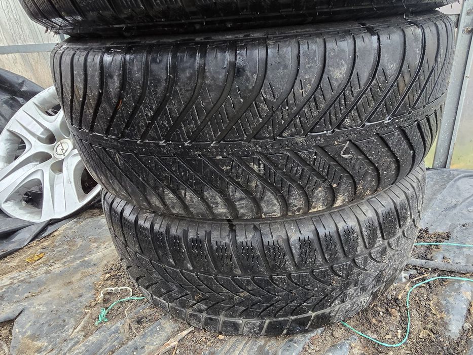 Jante otel  225 55 R17  cauciucuri iarna opel insignia