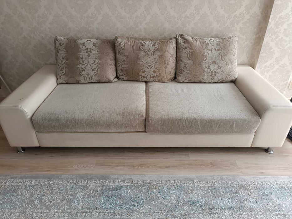 Продам диван Б/У