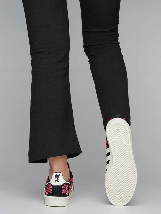 Оригинални мъжки кецове  * ADIDAS CAMPUS PRIDE * EU46