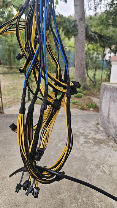Sursa Dell 2700 cablata ptr 8 placi video