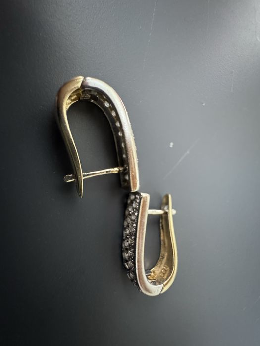 Vand cercei aur doar personal