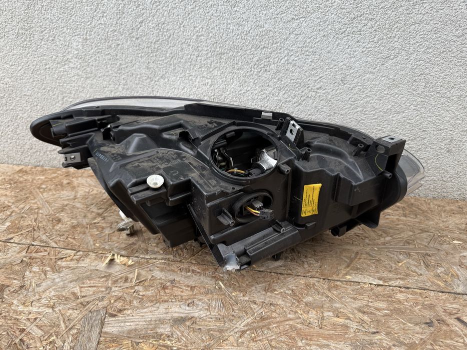 Far stanga BMW Seria1 F20 NFL Xenon Europa volan stanga