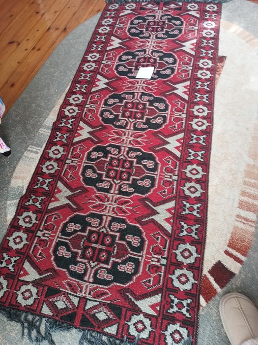 Килимени пътеки и черга