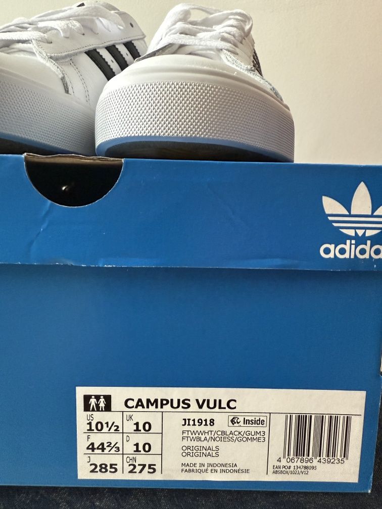 Бели мъжки кецове/маратонки, Adidas Campus VULC, номер 44 и  2/3