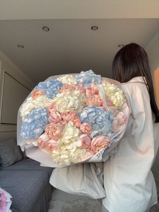 гортензия большой букет