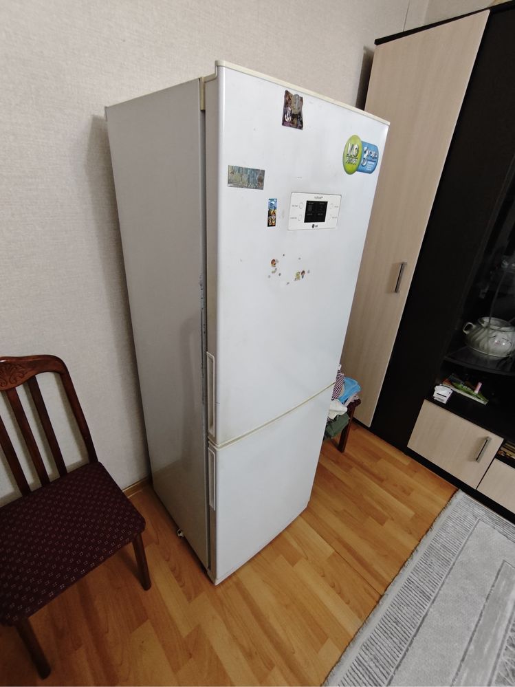 Продам Холодильник в рабочем состоянии