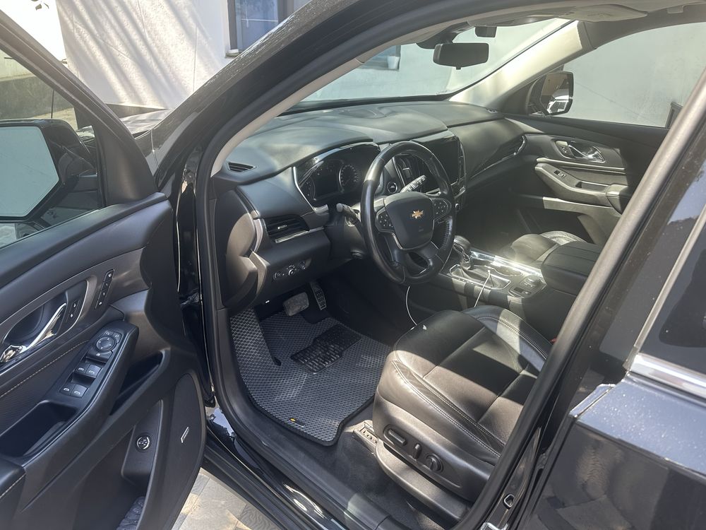 Chevrolet Traverse 2021 год
