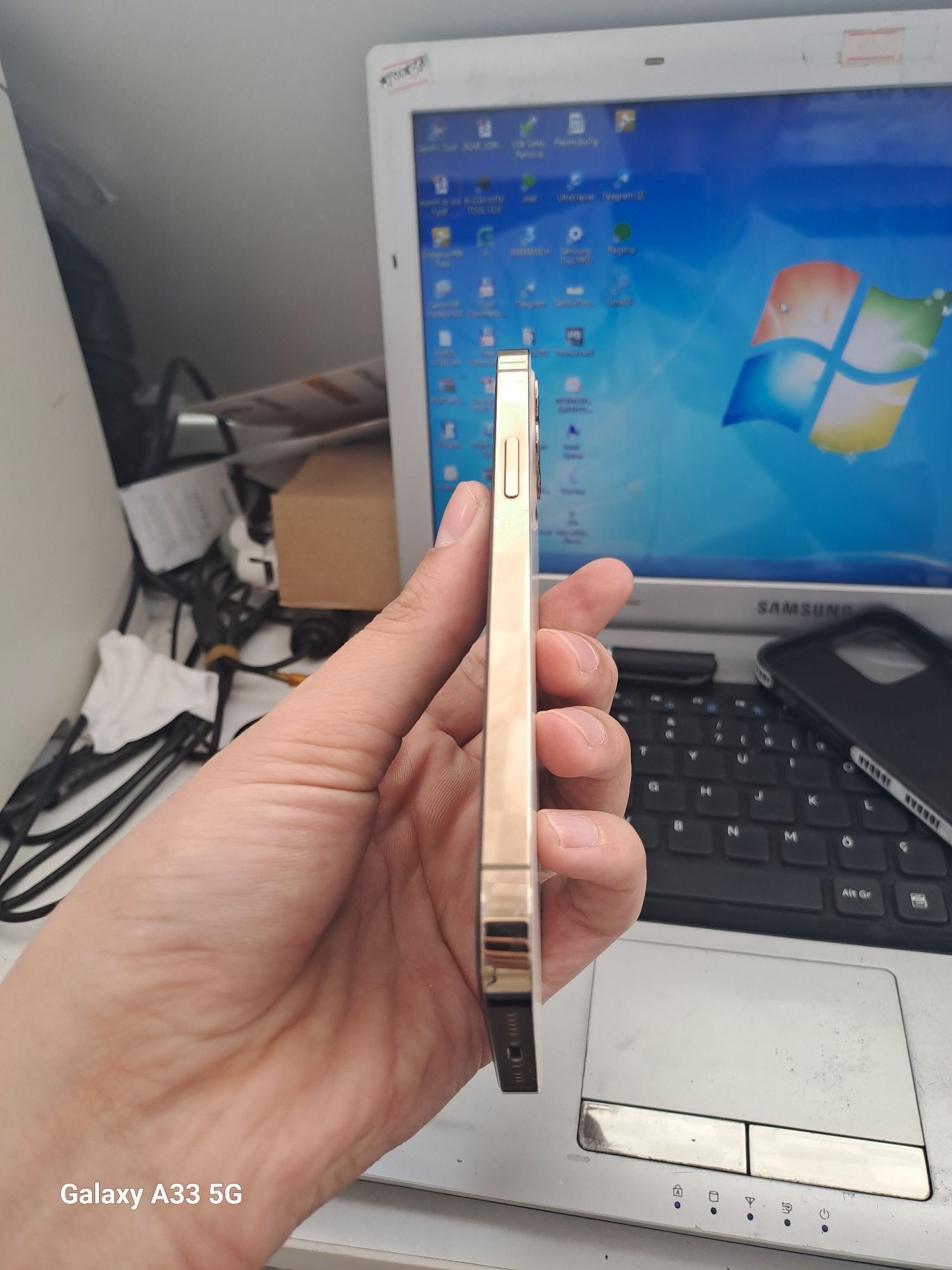 Iphone 12 pro 128gb gold
