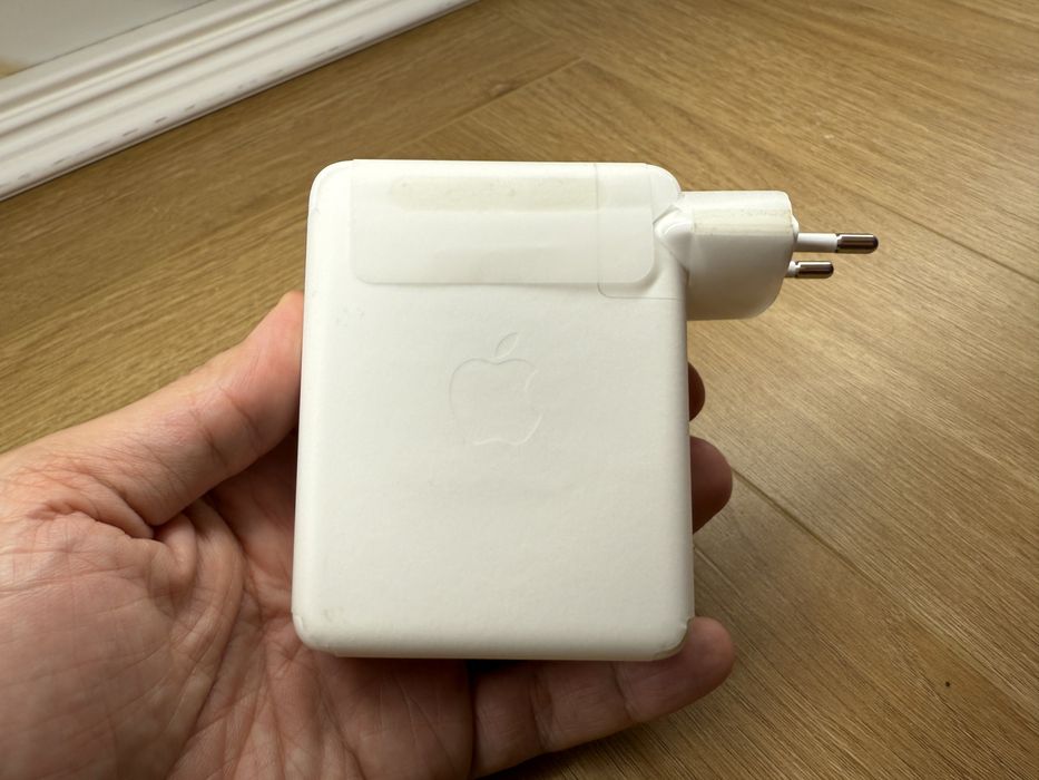 Зарядка от Макбук Про 16, 140W Адаптер с вилкой от Macbook pro 16 140W