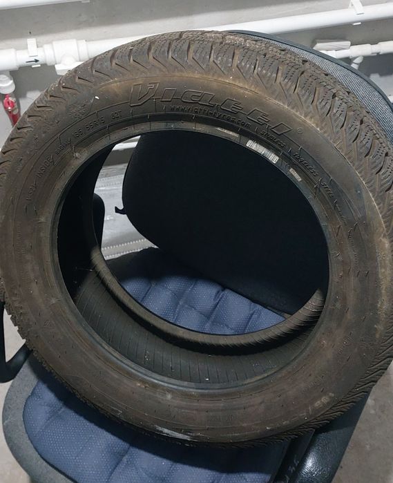 Шина Покрышка зимние / Қысқы покрышка. Дөңгелек