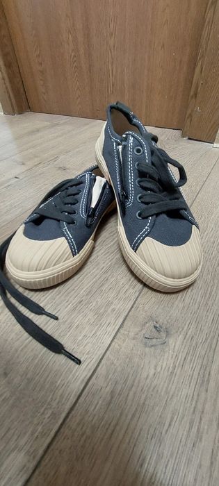 Tenis zara mărime 28