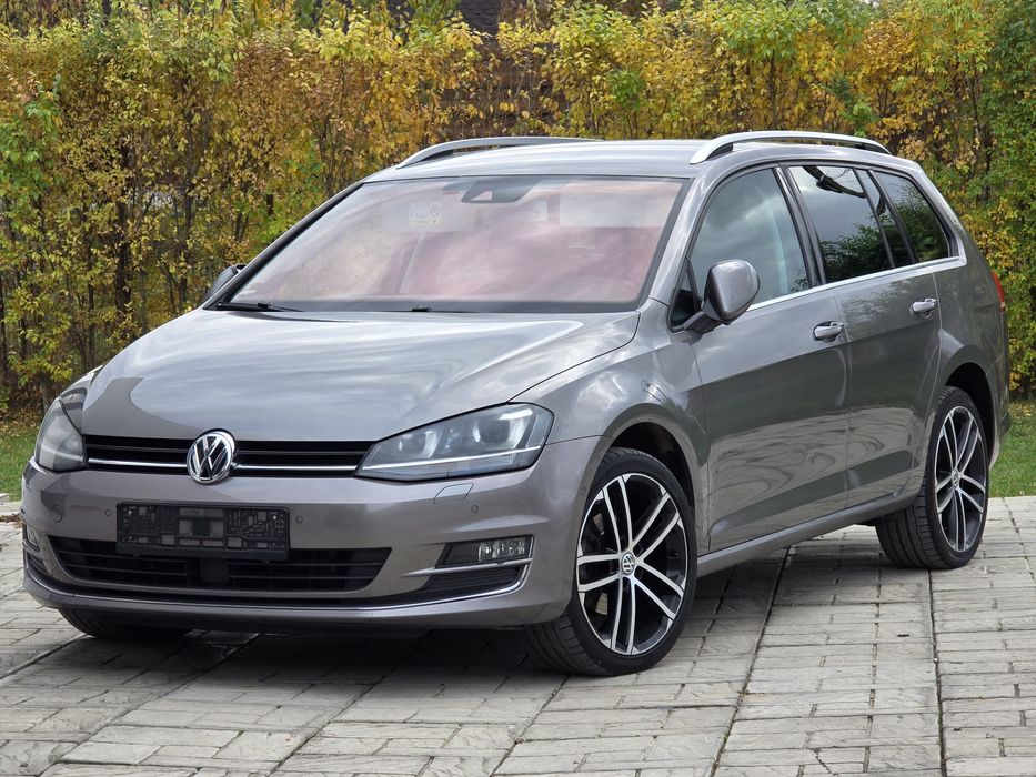 Volkswagen Golf 7 2.0 / DSG / DynAudio / Lane / Side / Park / Masaj