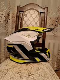 Шлем для мото - кросса  Airoh.