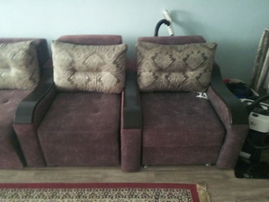 Б/у диван состояние хорошое