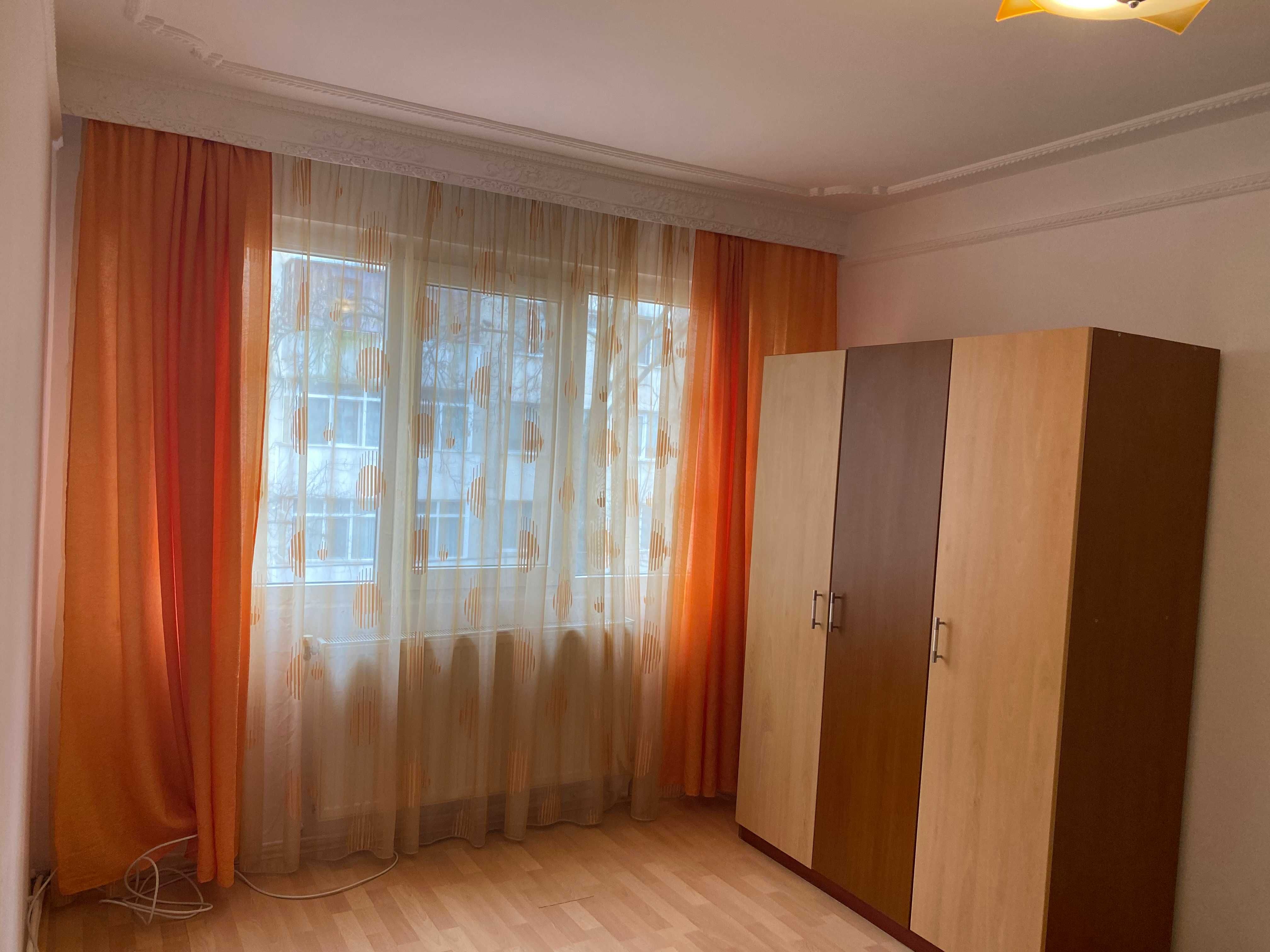 Vând apartament 2 camere
