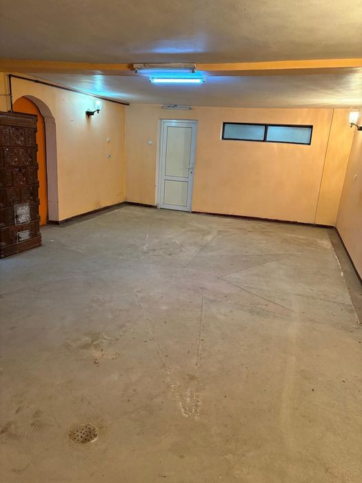 Pensiune/casa/magazin