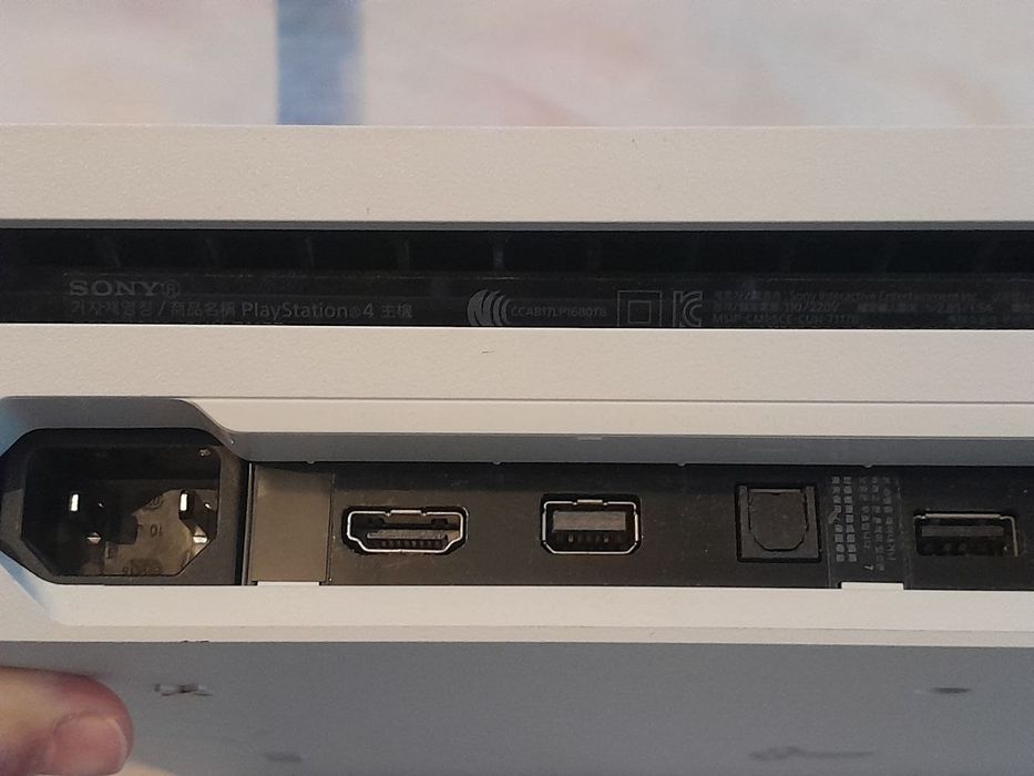 Playstation 4pro 1tb