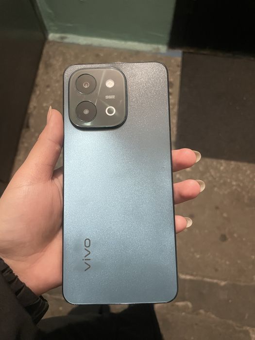 Продаем Vivo Y28 256гб