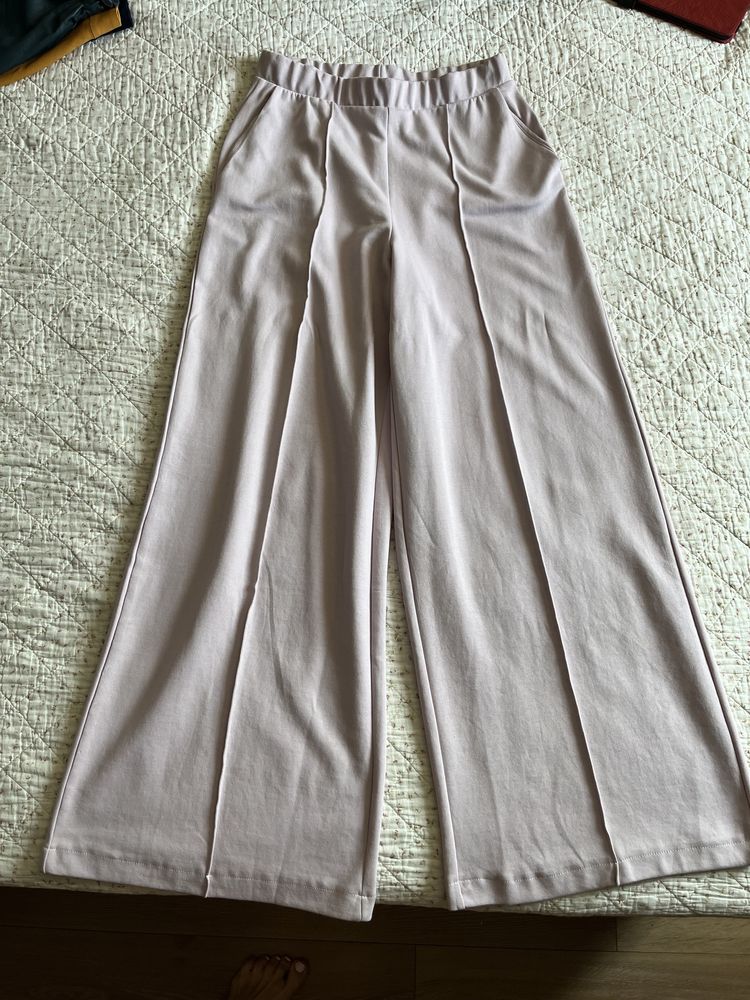 Джинсы Зара , брюки, юбка - брюки, босоножки новые 46-48 размер Zara