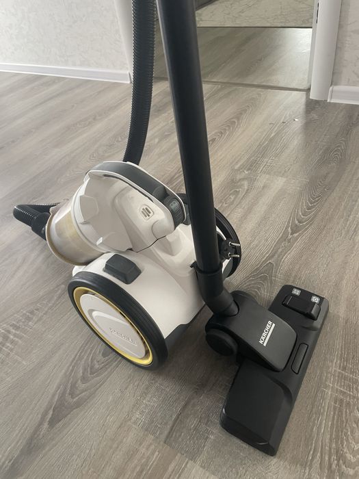 Пылесос KARCHER в отличном состоянии