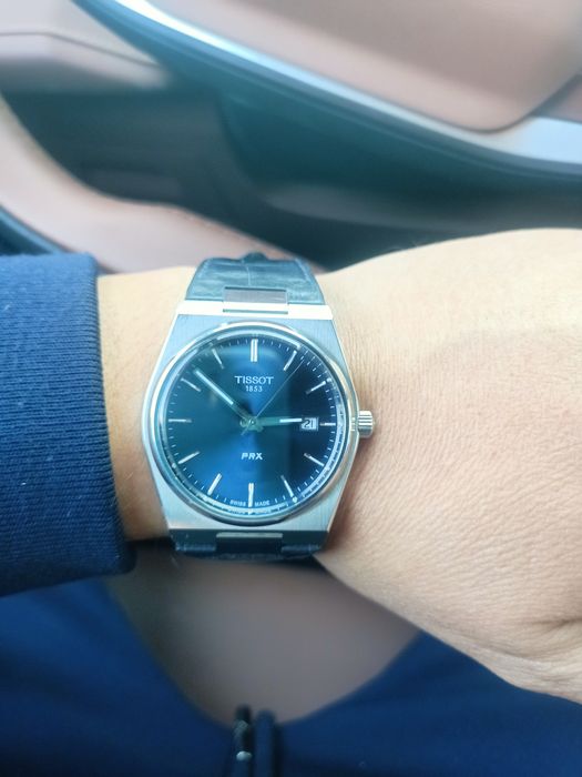 Продам часы тиссот оригинал срочно