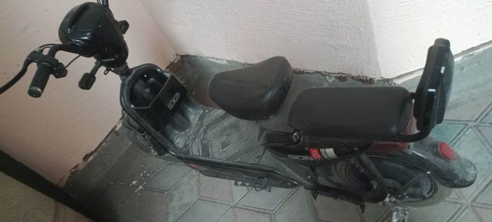 Продам электро скутер