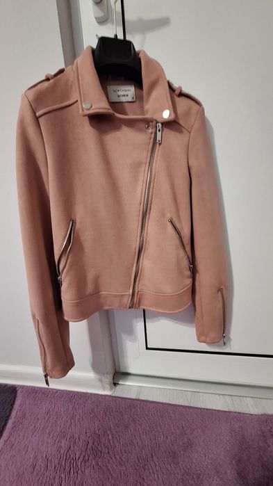 Яке размер 34 ,пролет-есен