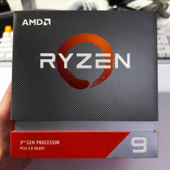 Procesor AMD 3900X