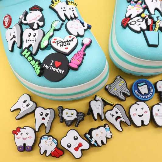 SET 40 Pinuri Pin Accesorii Crocs Saboti Jibbitz, Model Doctor Dentist