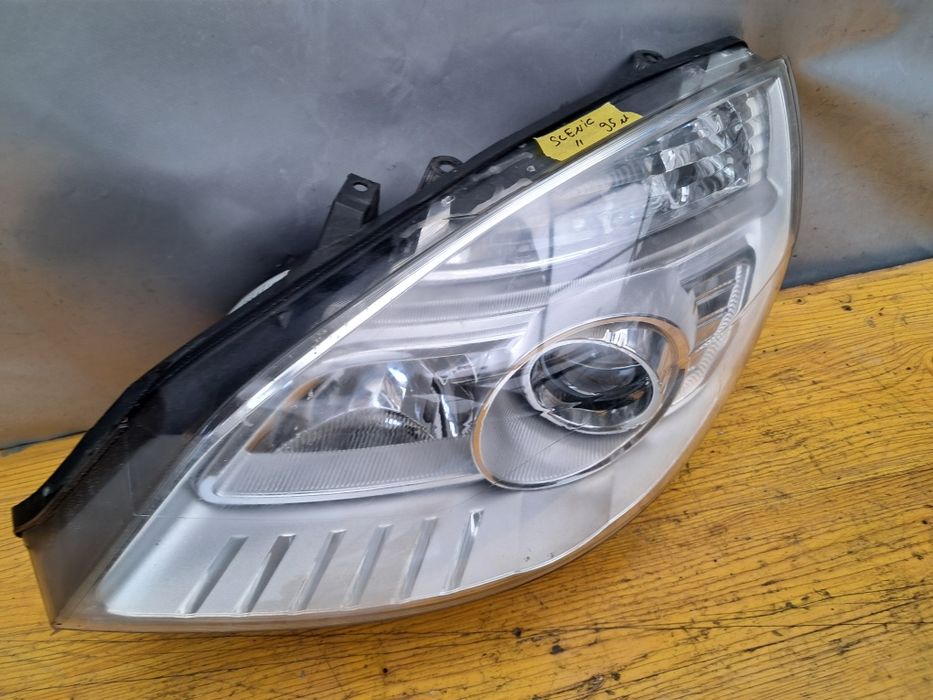 Фар рено сеник Renault Senic