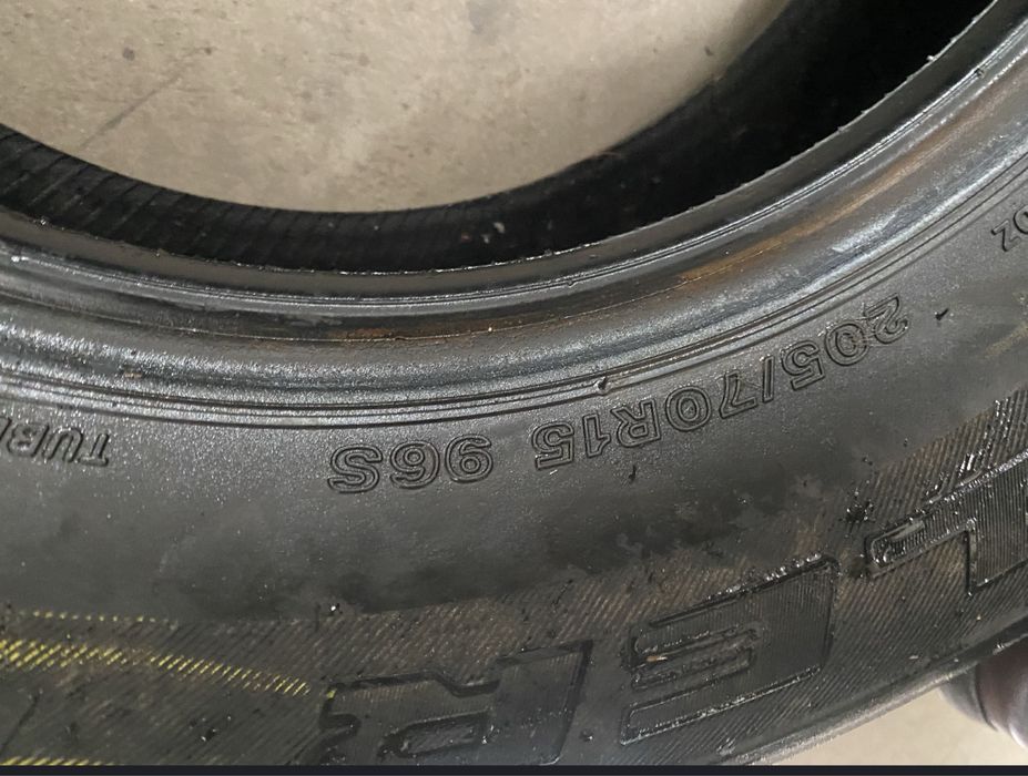 Anvelope M+S 205 70 15 Bridgestone