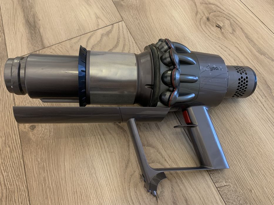 Dyson V11 SV14 - garantie 3 luni