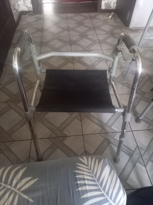 Стул инволидный р