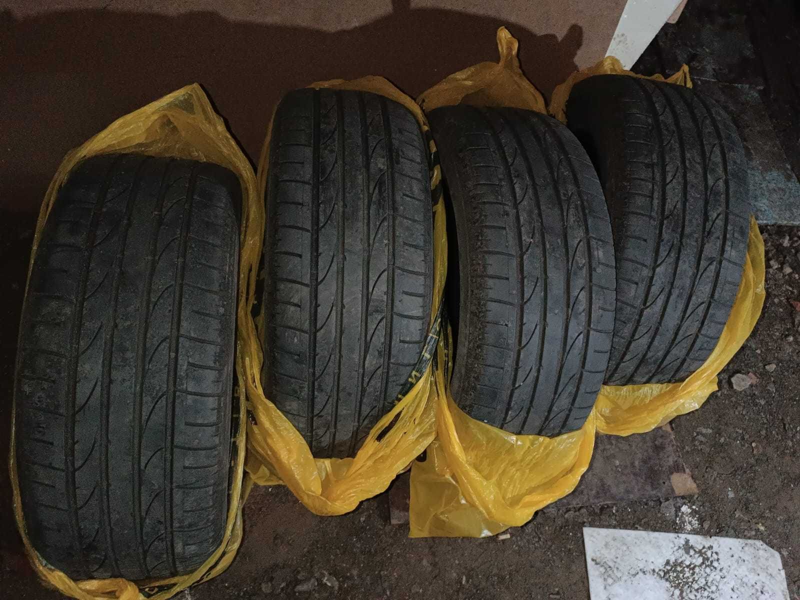 Продаются Bridgestone ЛЕТНИЕ шины б/у 235/55/17