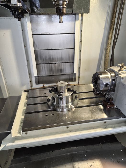 CNC Стругарски и фрезови Услуги