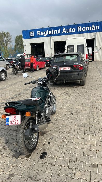Kawasaki er 5 an 2000 inmatriculat