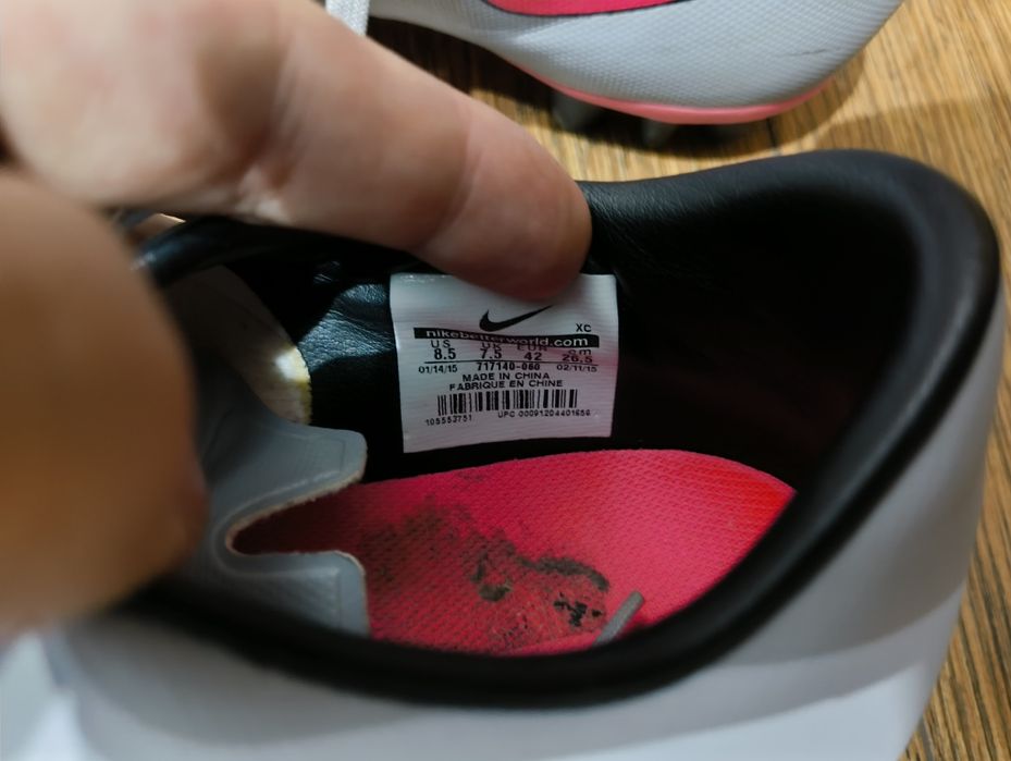 Ghete fotbal Nike mercurial