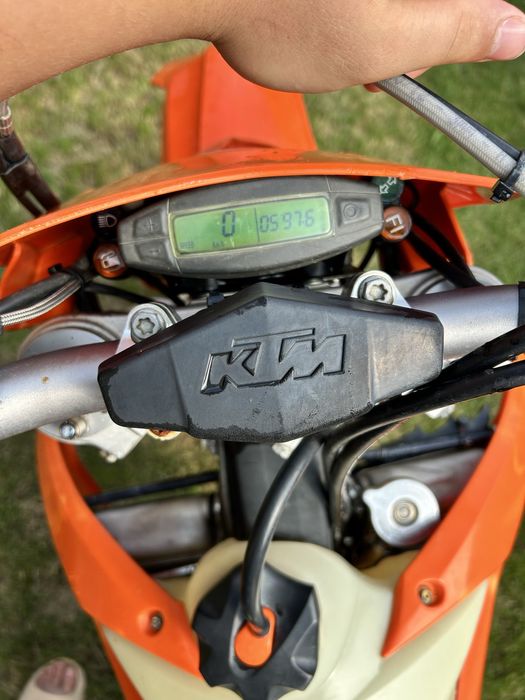 Vand sau schimb ktm exc-f 2014 nu( suzuki,honda,beta,gas gas kawasaki)